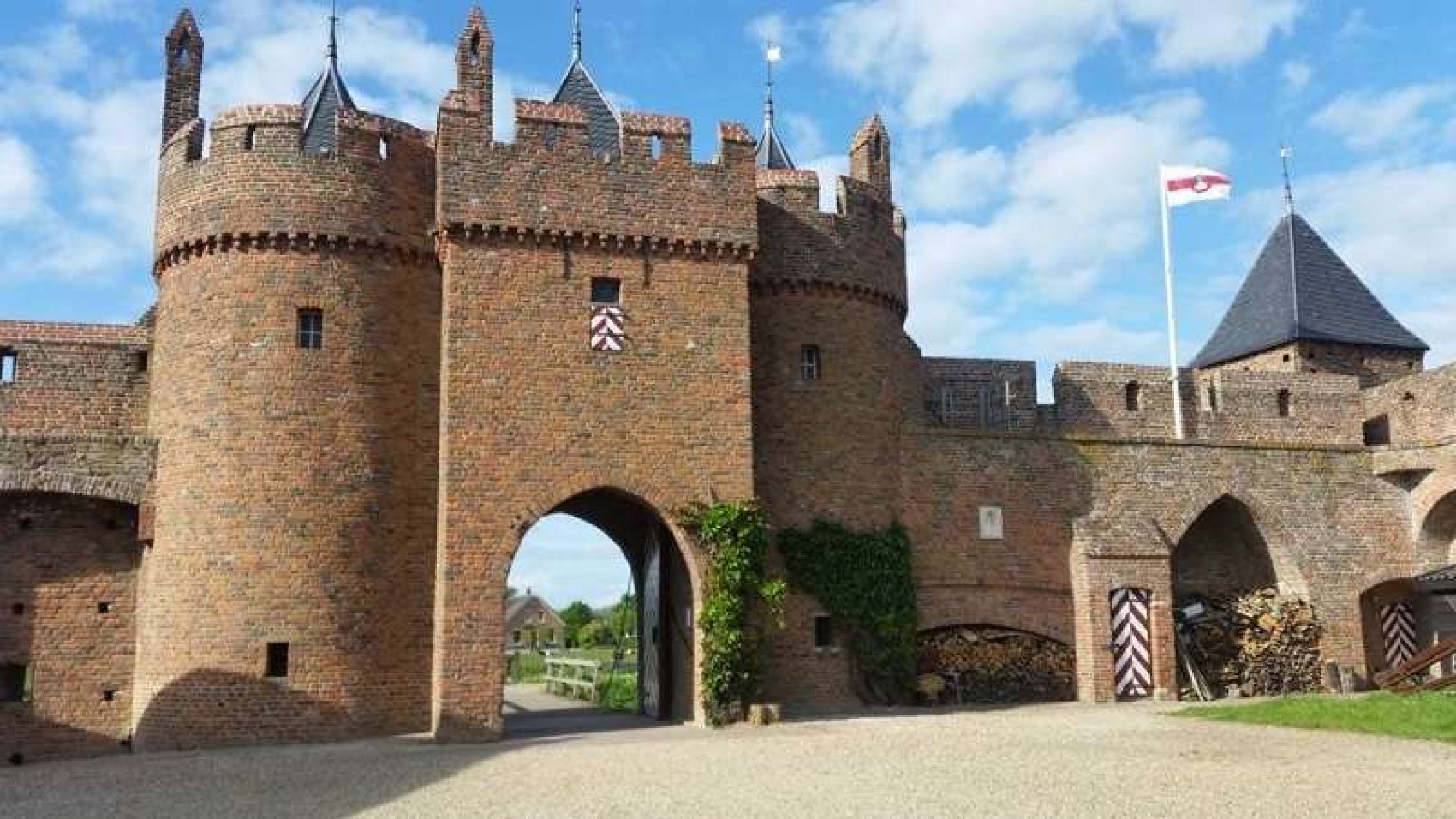 12400_Kasteel-Doornenburg-binnen