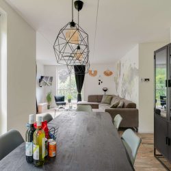 6 Woonkamer